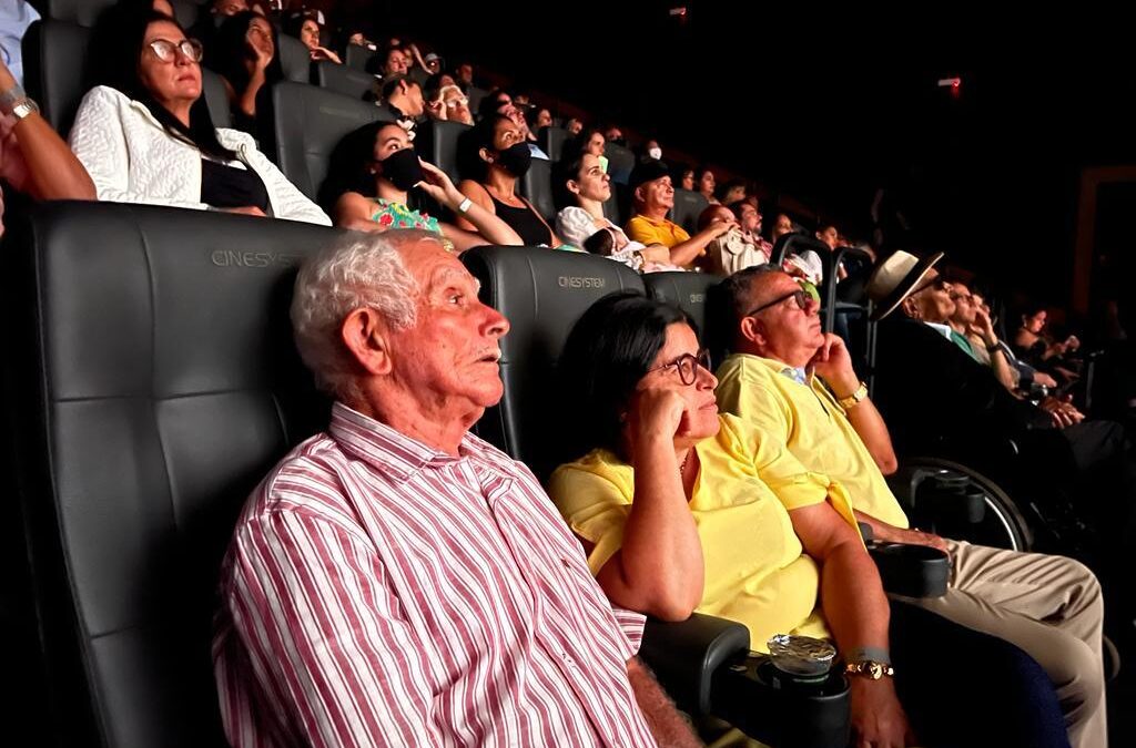 Raízes de Arapiraca reúne 250 pessoas no cinema para o lançamento da 11ª edição
