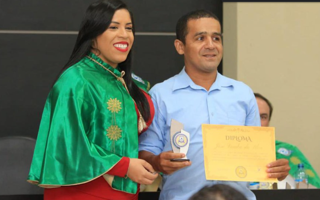 Sinopsista e Historiador Arapiraquense recebe o título de Membro Honorário da Acala